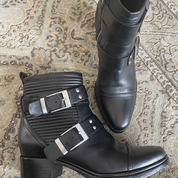 Rachel Zoe black booties. Size 8.5. Block heel with silver hardware - Picture 4 of 14